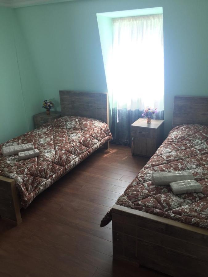 Mate Private Bathrooms Ушгули Экстерьер фото
